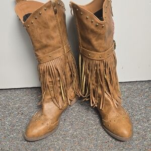 Fringe Tan Western Boots